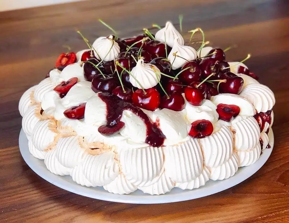 chapa sydney catering pavlova